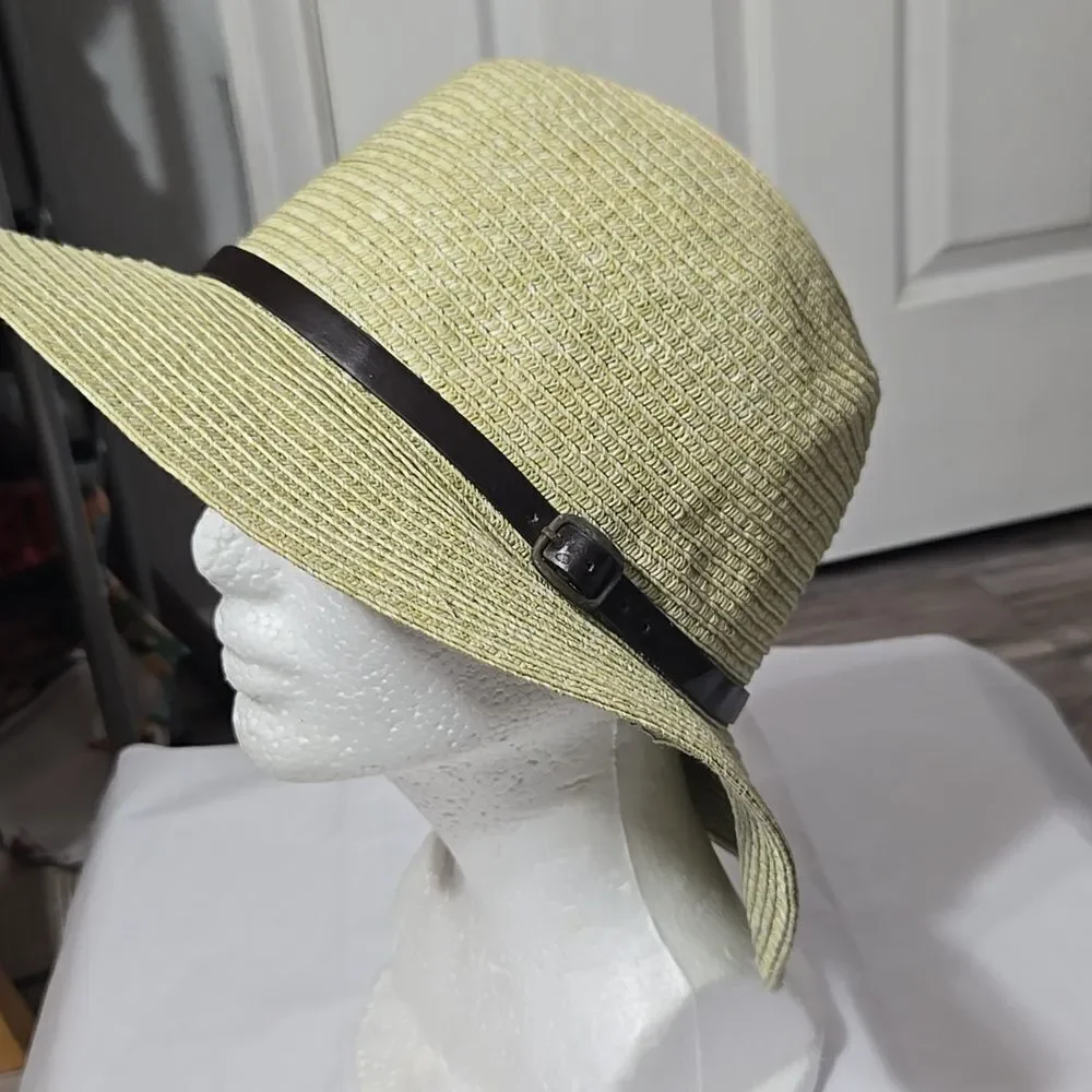 Woman's small Brim belted hat Floppy